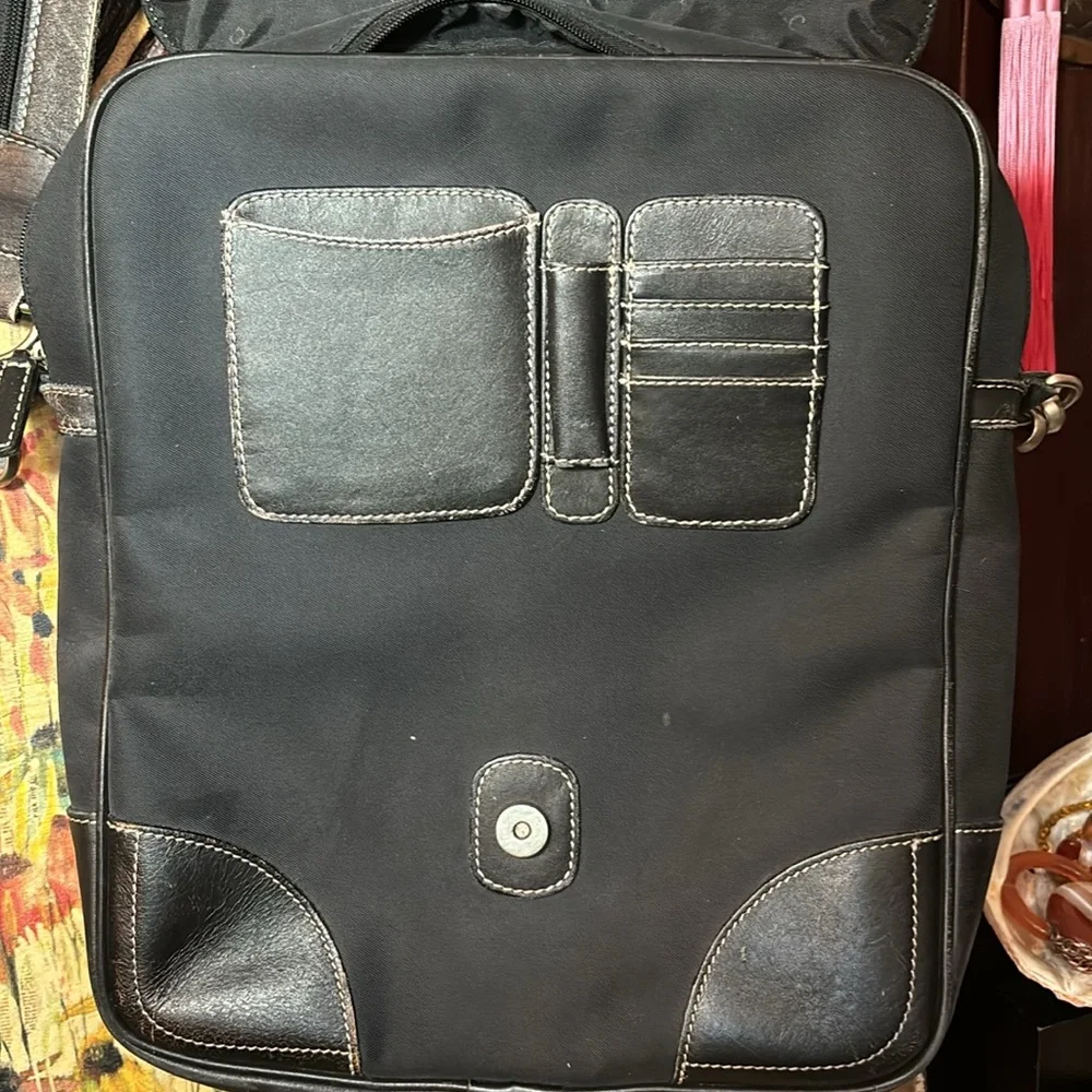 Kenneth Cole New York Black Nylon and Leather Backpack Bag Convertible Strap - Picture 8 of 13